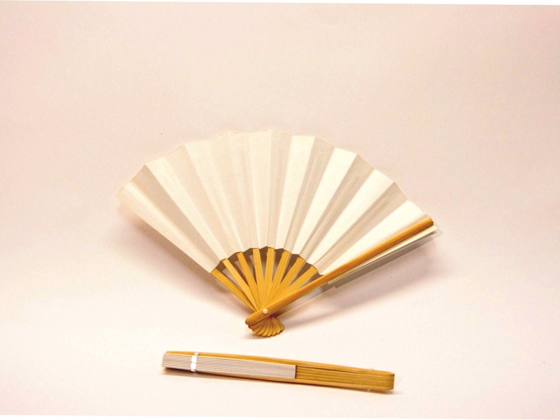 18cm Japanese Bamboo Rib White Paper Fan