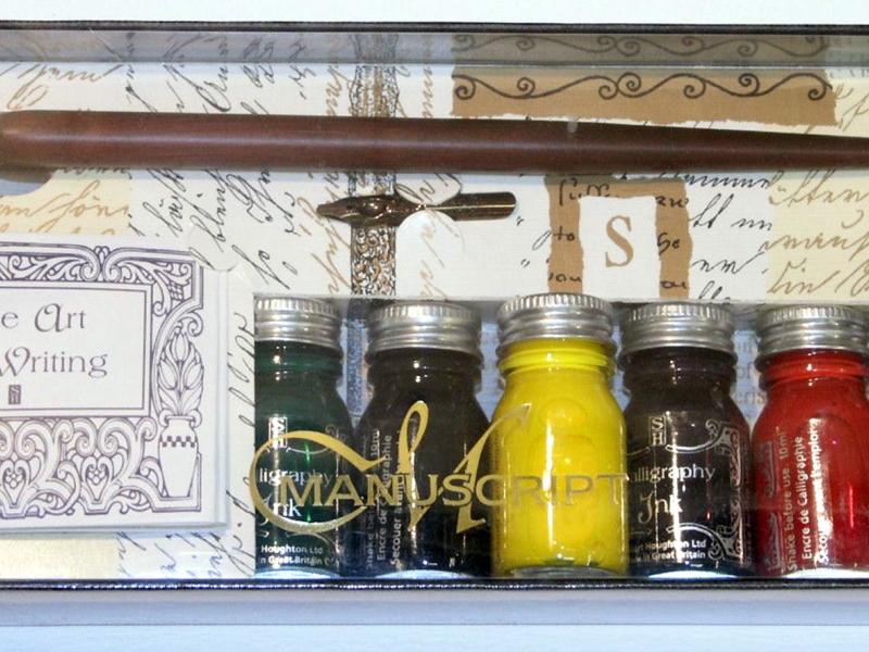 Manuscript- The Art of Writing Calligraphy Set (Wooden)