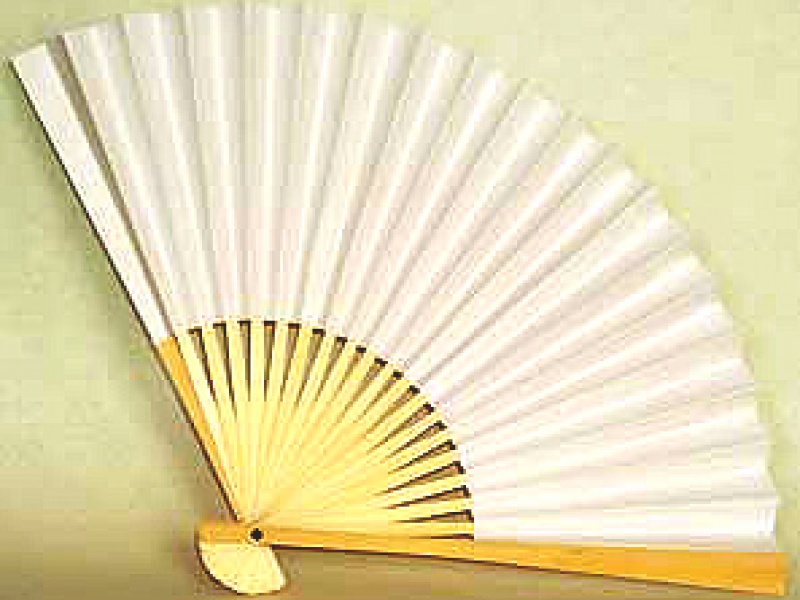 26cm Off-White Bamboo Fan