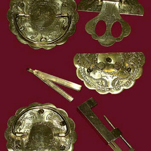 10cm Chinese/Korean Chest Brass Set
