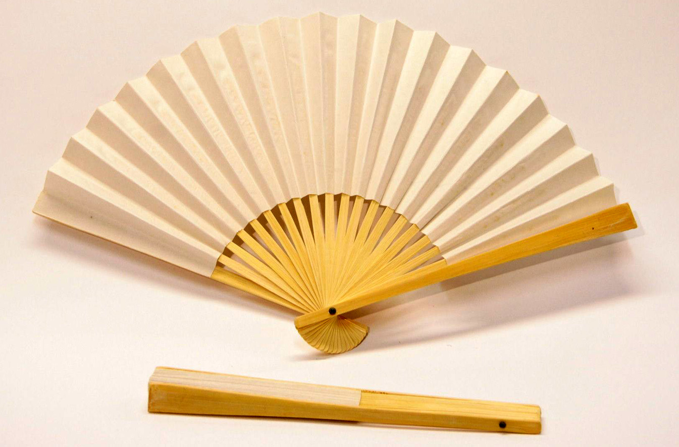 23cm Off-White Bamboo Fan