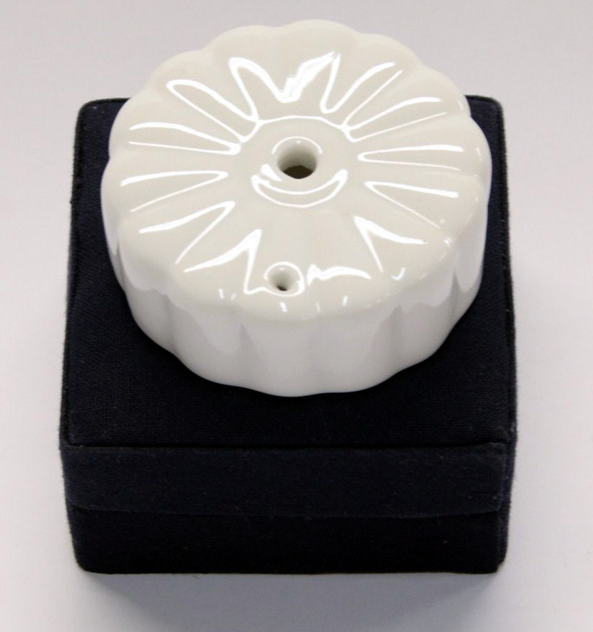 細白色圓型水滴 5cm White Flower Water Dropper