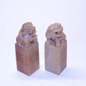 巴林彩凍狩頭對印 Square Beast Head Balin Colour Crystal Stone